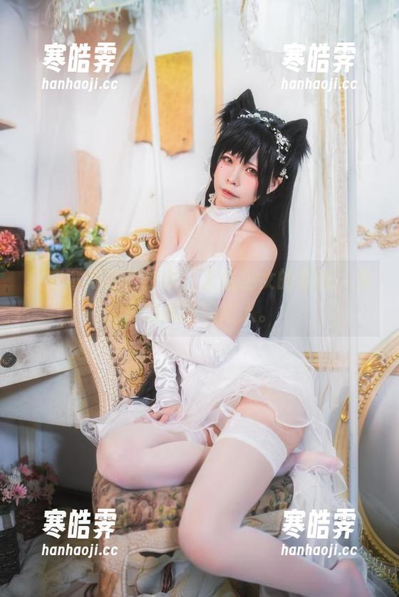 疾走可可在线作品：入浴巫女的姿态，竟是如此婉转动人。