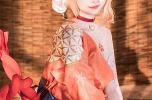 最新白莉爱吃巧克力来袭，关小雨的原图里藏着多少故事？