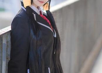 白金Saki修女的美图，圣洁与妩媚的微妙平衡，哈哈！