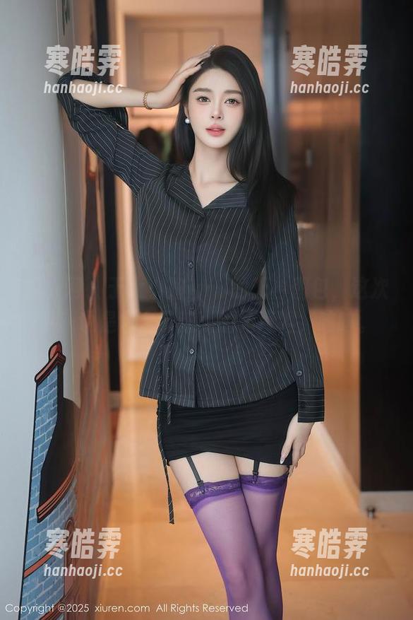 秀人网-于大小姐AYU 秀人网 - 于大小姐AYU的天台图包,这次更新也是包含了迷人的角度啊,咳咳。