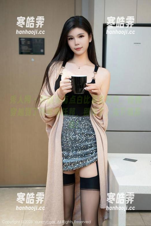 秀人网 - 伊丽莎有点白比基尼写真，仿佛穿越到了热带乌托邦，别问了，先下载再说！