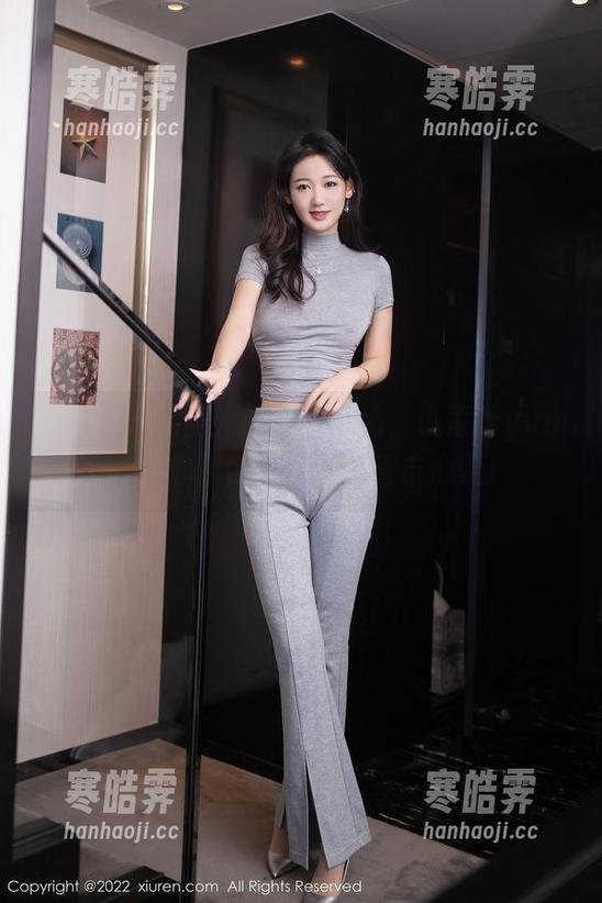 秀人网 - 无圣光的美腿作品，小蛮妖yummy教你如何拥有魔法直击心灵！