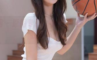 秀人网 – 原图专属：小逗逗的美脚写真让我目不转睛