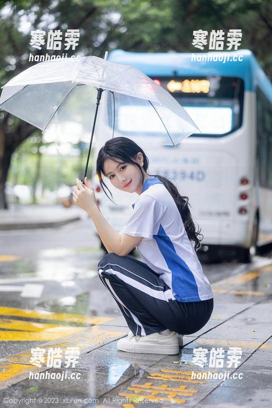 秀人网-徐莉芝Booty 秀人网 - 徐莉芝Booty的最新短裙美腿图包,真是让我开启了新一轮的腿控模式,抓紧你的心!