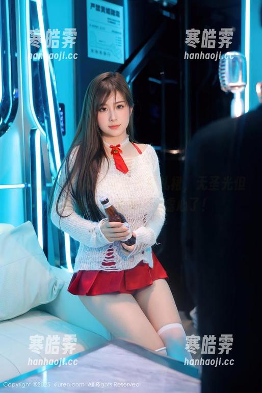 秀人网 - 杨晨晨的香槟色礼裙，无圣光但超有感觉的图集，太虐心了！