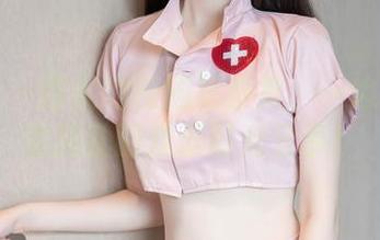 秀人网 – 甜妮的校园写真集：一边拍照一边捣乱的欢乐时光分享！