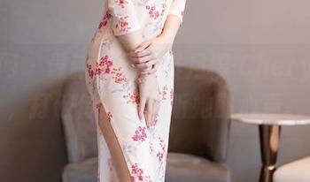 秀人网 – 最新图集，绯月樱-Chery修女，打破传统，聆听她的心声。