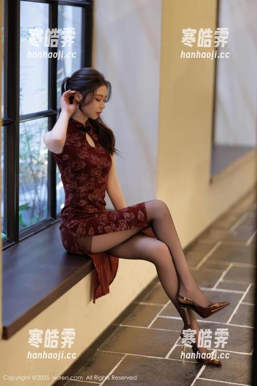 秀人网 - 免费！快来！陈雅漫VICKY毛衣图集，想要一个可以拥抱的毛衣吗？