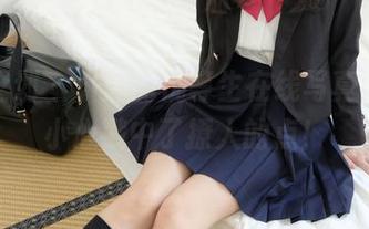 紧急企划 – 小恩的优等生在线写真，一不小心戳中了撩人的点！