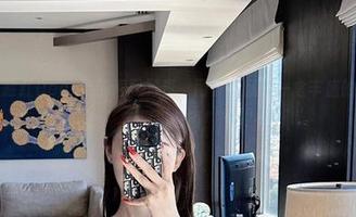 微密圈 – 脸红Dearie的寿司写真，网盘里就像一盒丰盛的拼盘，等你来解锁！