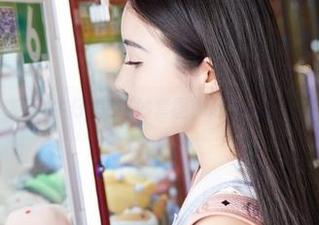 蜜桃社 – 杏子+牛仔裤=绝妙套图，赶紧来围观她的魅力！