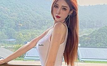 微密圈 – 拒绝美图滤镜，超辣的林一居家，无圣光原图才是生活的底色。