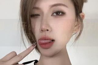 微密圈 – 醇子小姨与女友的资源大揭秘：图集里的小心思