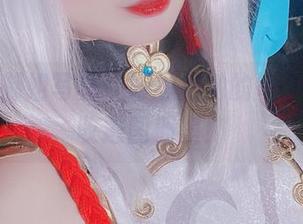 雪猫的御姐写真，好想把她的每个表情都收进图册里！