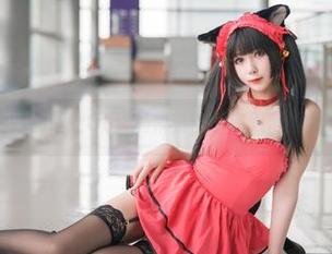 最新！雯粥粥的职业OL作品集，告诉你肌肉如何克服加班！