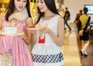 青豆客 – 陈思琪的棉袜写真，简直又软又萌，美图集的实力果然不容小觑，让我好想分享给朋友们！