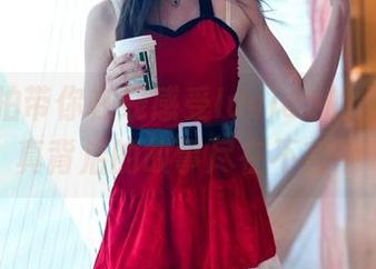 魔镜街拍带你在线感受Iuvian的周末，写真背后的故事尽在不言中