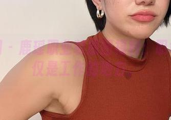 微密圈 – 鹿瑶职业装原图福利：职场不仅仅是工作的地方。